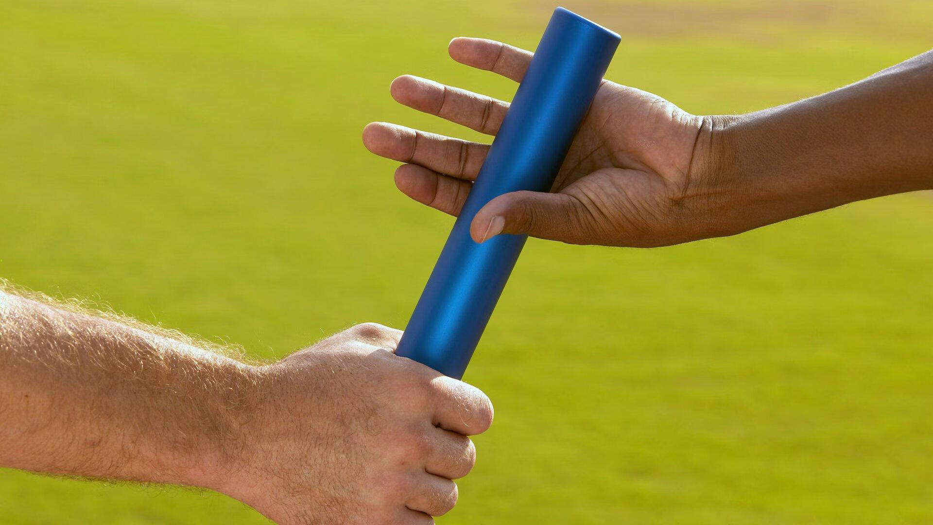 F1大奖赛西班牙站，维斯塔潘强势夺冠，汉密尔顿遗憾退赛