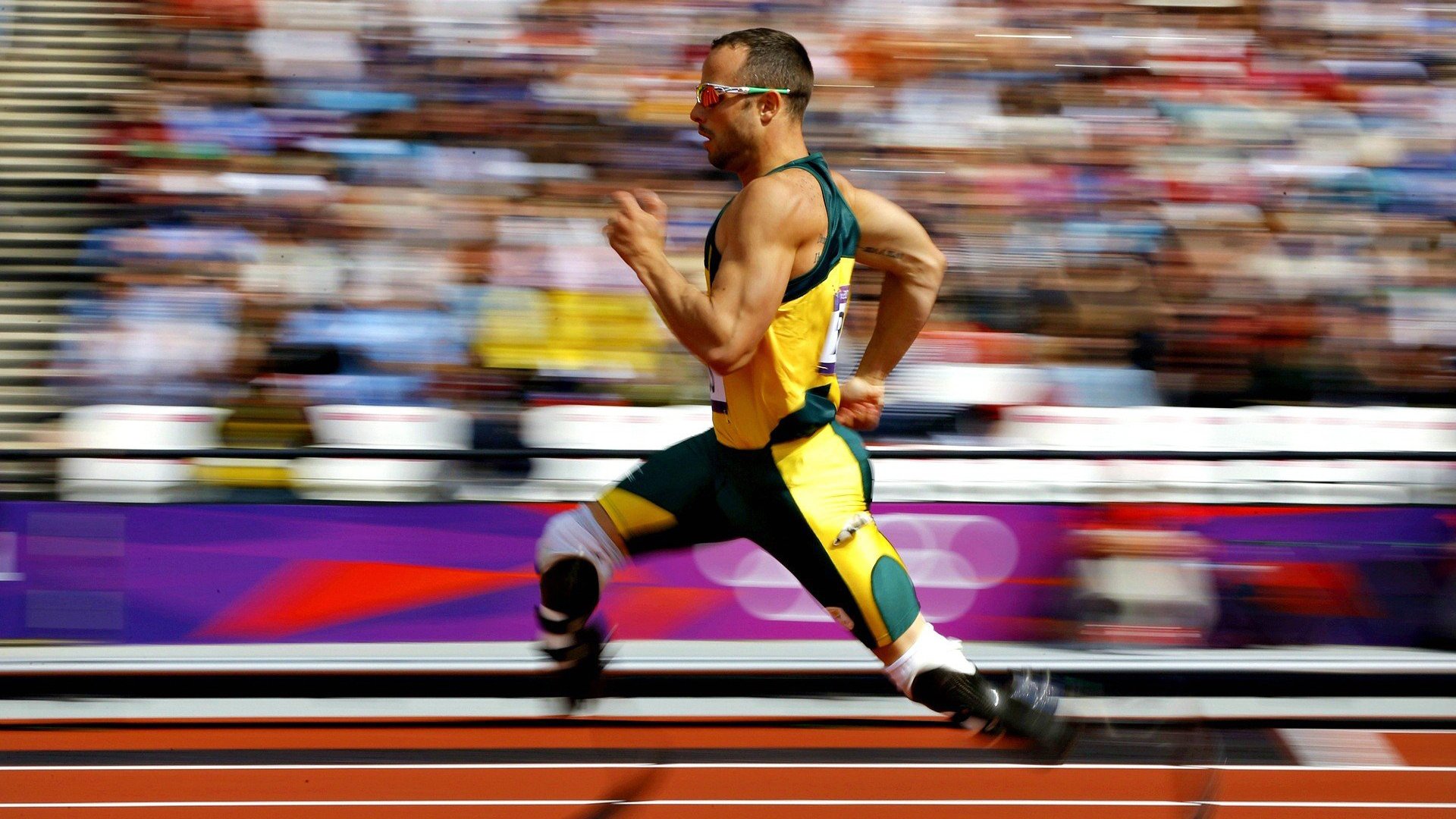 皇家马德里主场力克巴塞罗那 西甲争冠悬念再起